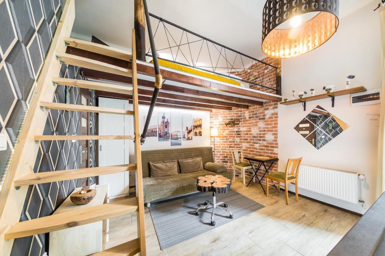 Studio Z Ogrodem Przy Starej Zajezdni Krakow Ngoại thất bức ảnh