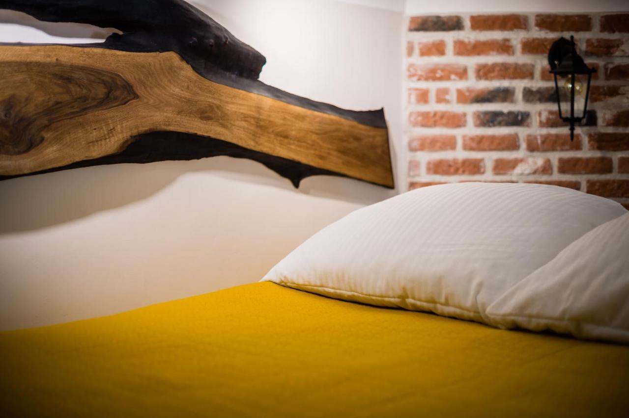 Studio Z Ogrodem Przy Starej Zajezdni Krakow Ngoại thất bức ảnh