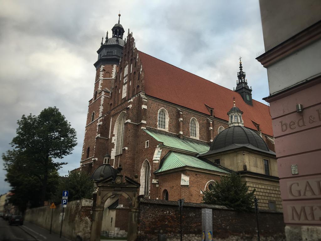 Studio Z Ogrodem Przy Starej Zajezdni Krakow Ngoại thất bức ảnh