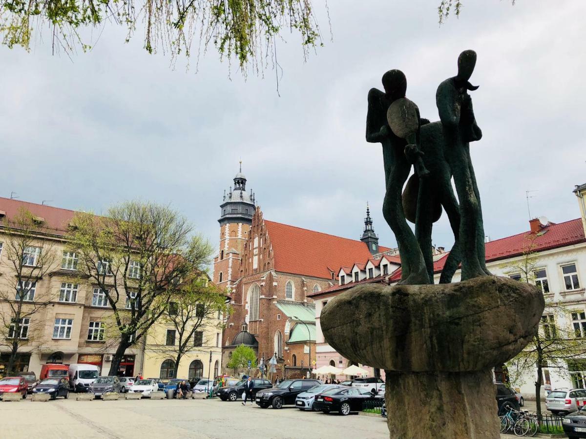 Studio Z Ogrodem Przy Starej Zajezdni Krakow Ngoại thất bức ảnh